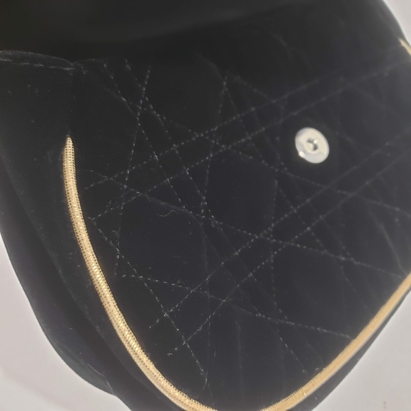 Dior Parfums Vevet Clutch/Make-up Bag,Black. - Picture 3 of 9